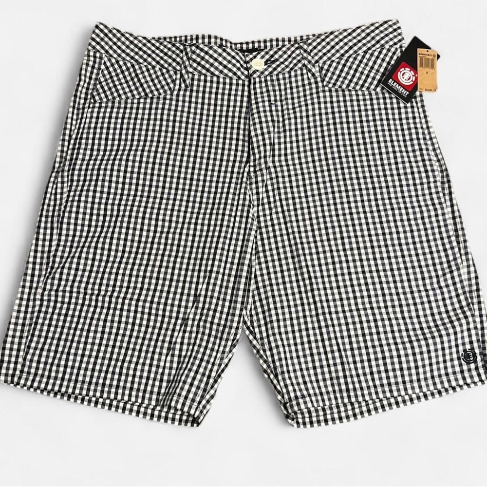NWT Element black and white plaid bermuda shorts men’s Size 38